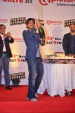 Shahrukh Khan at Chennai Express success bash in Mumbai on 6th Nov 2013